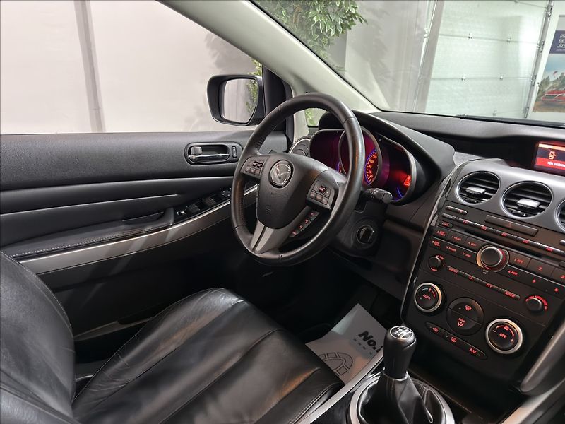 Mazda CX-7 2,2   D REZERVACE - fotka 25 z 41