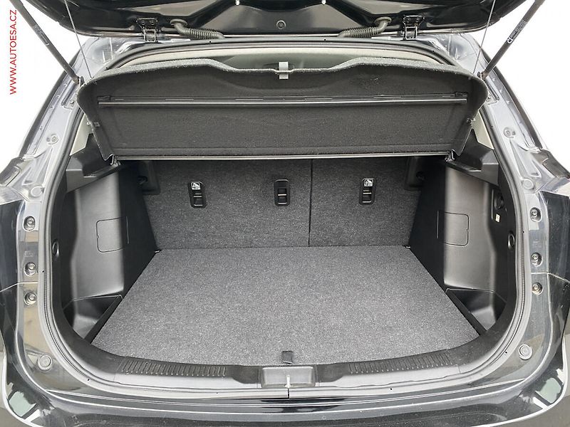 Suzuki S-Cross (2018) 1.4 BJet, Comfort, kamera - fotka 7 z 17