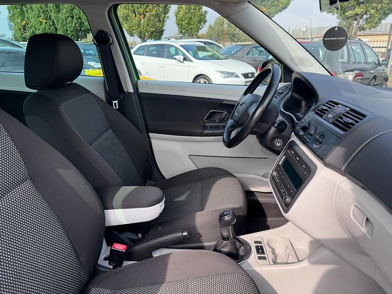 Škoda Fabia (2012) SCOUT 1,2 TSI 63 KW 2. MAJ - fotka 36 z 50