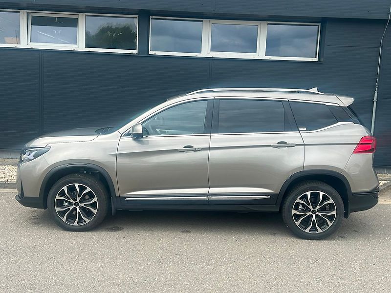 Dongfeng Ostatní EXCLUSIVE - fotka 3 z 22