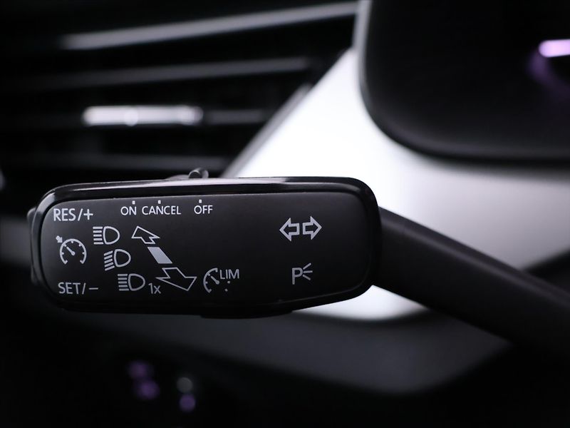 Škoda Kamiq 1,0 TSI 81kW DSG Motorsport CZ - fotka 19 z 35