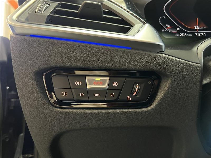 BMW Řada 4 M440I XDRIVE inovation - fotka 34 z 41