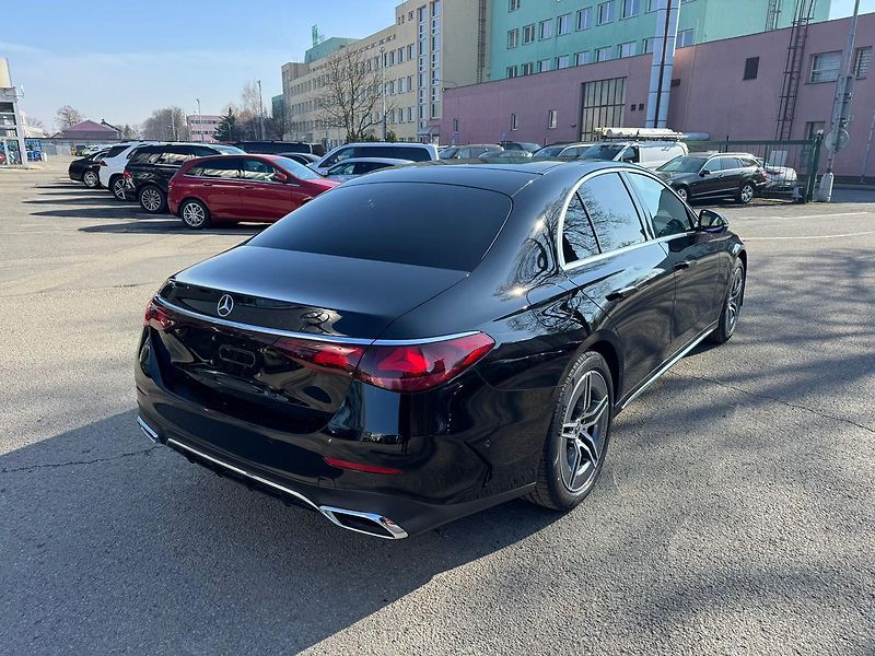 Mercedes-Benz Třídy E (2026) E 220 d 4MATIC - fotka 7 z 27