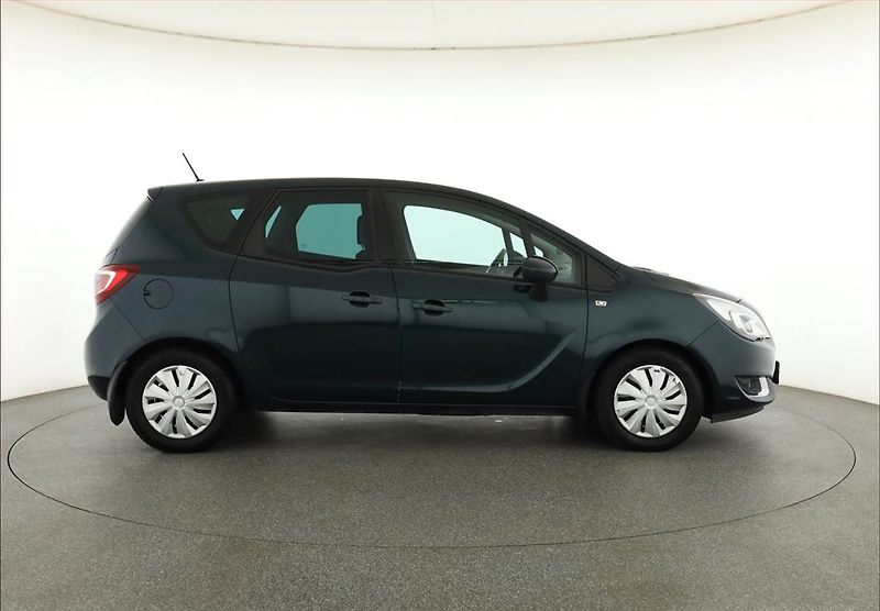 Opel Meriva (2014) 1.4 Turbo, ČR,1.maj - fotka 6 z 17