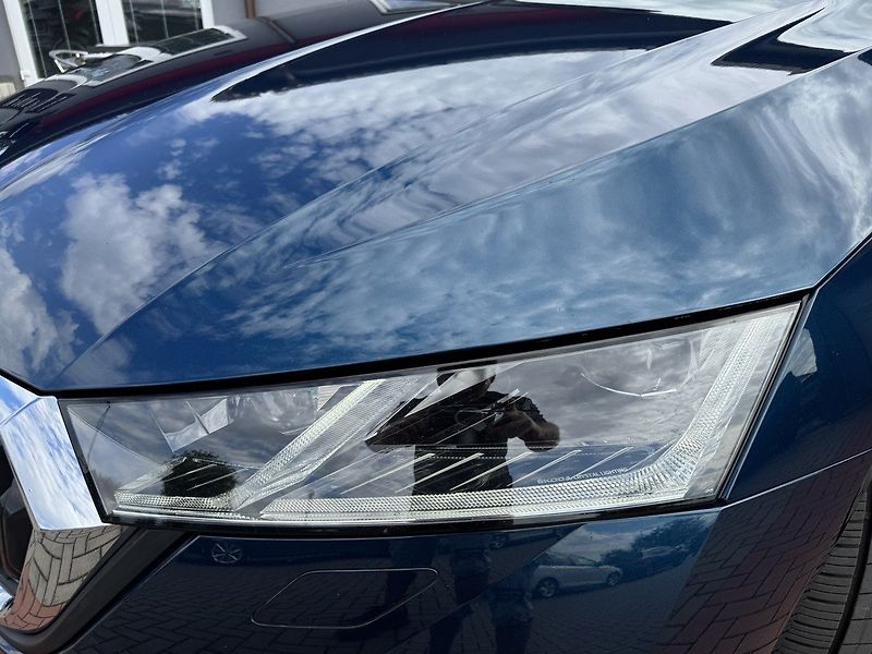 Škoda Octavia (2023) 2.0TDi DSG Ad.LED Webasto - fotka 38 z 50