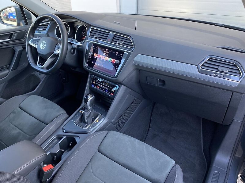 Volkswagen Tiguan 1,5 TSI 110 kW EVO Life DSG - fotka 25 z 29