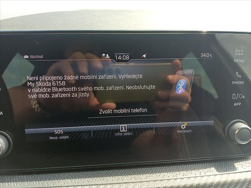Škoda Kamiq 1,0   1.0TSI 85Kw MONTE CARLO - fotka 11 z 31