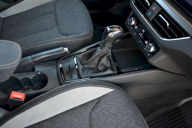 Škoda Kamiq (2021) 1.5 TSI 110 kW Style DSG 7 Aut - fotka 21 z 22