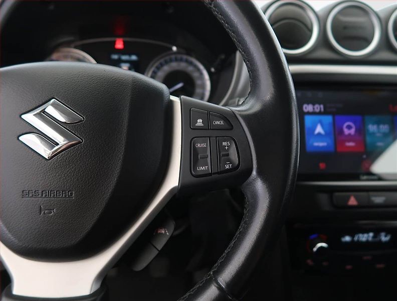 Suzuki Vitara (2022) Premium 1.4 BoosterJet, 4X4 - fotka 19 z 23