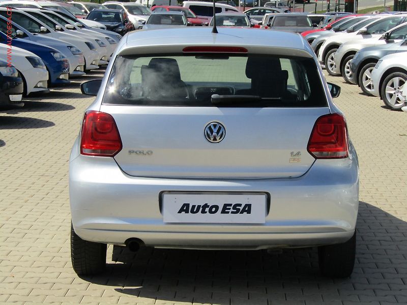 Volkswagen Polo (2010) 1.4TSi, ČR, Trendline - fotka 5 z 15