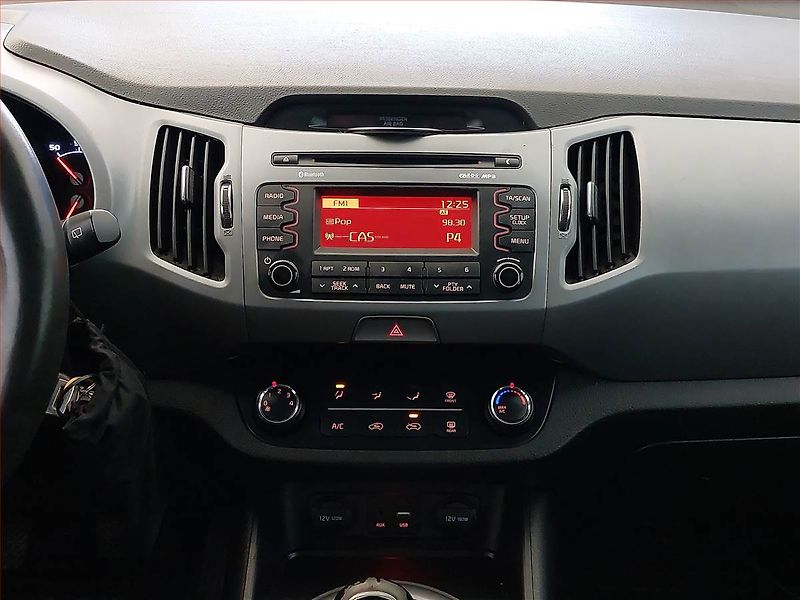 Kia Sportage (2015) 1.6 GDI, Serv.kniha, Xenony - fotka 10 z 13