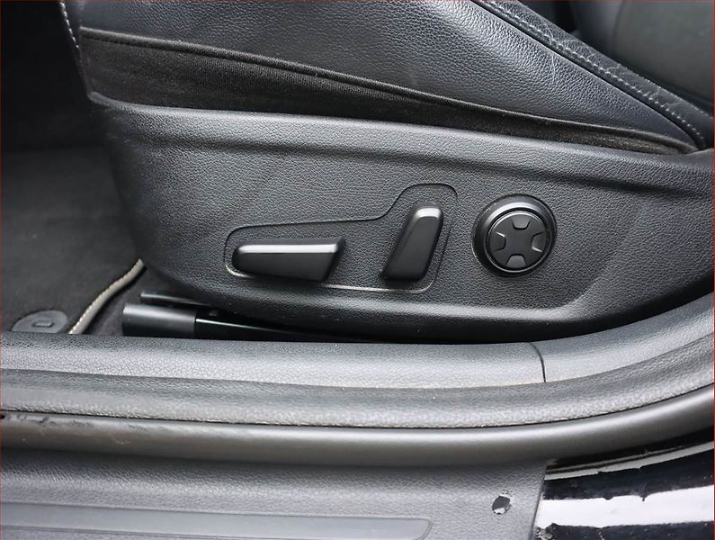 Kia Stinger (2018) 2.2 CRDi - fotka 19 z 23