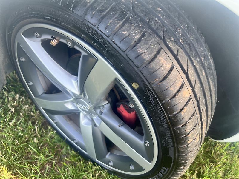 Audi A1 1.2TFSI 63KW,KůŽE,NAVI,2xALU - fotka 37 z 40