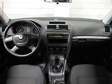 Škoda Octavia (2011) 1.6TDi, AC, el. výbava - náhled 8