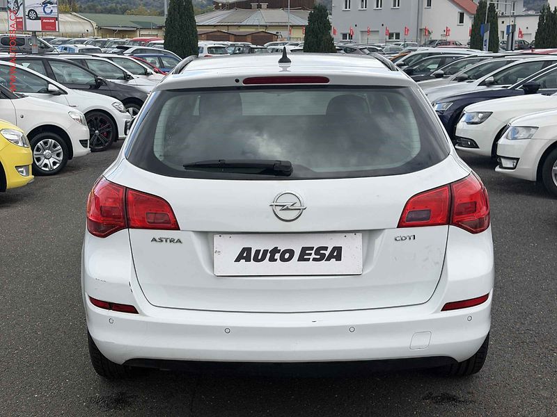 Opel Astra (2015) 1.6 CDTi, ČR, AC, tempo - fotka 5 z 13