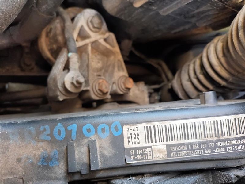 Volkswagen Transporter 2,0 TDI,ČR,8MÍST,TAŽNÉ,SERVIS, - fotka 28 z 45