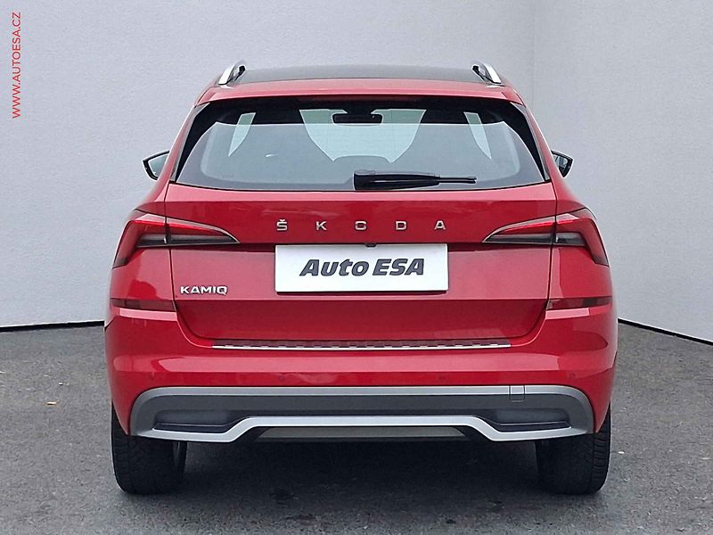Škoda Kamiq (2020) 1.5 TSI, DSG, LED - fotka 5 z 21