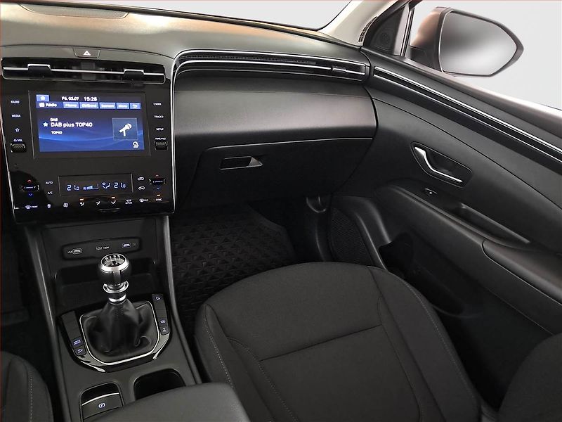 Hyundai Tucson (2022) Comfort 1.6 T-GDI - fotka 8 z 19