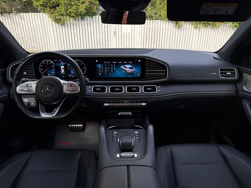 Mercedes-Benz GLE 400d-AMG-R21-PANO-TAŽ-COUPE - fotka 18 z 36