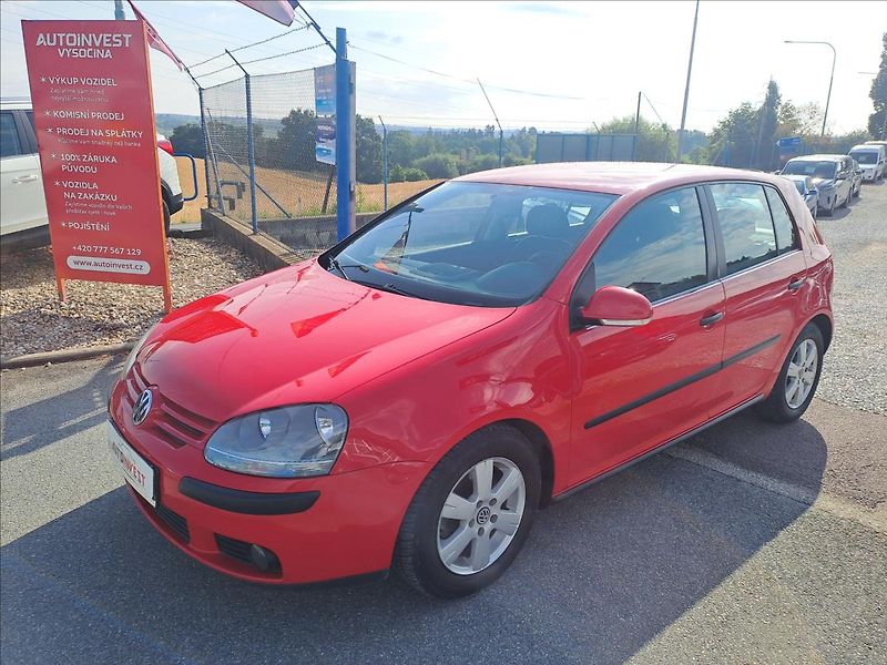 Volkswagen Golf 1,9 TDI 4 MOTION - fotka 1 z 14