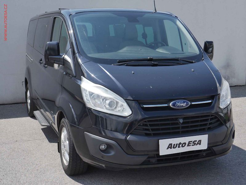 Ford Tourneo Custom (2015) 2.2TDCi L2, TITANIUM, 114kW - fotografie inzerátu