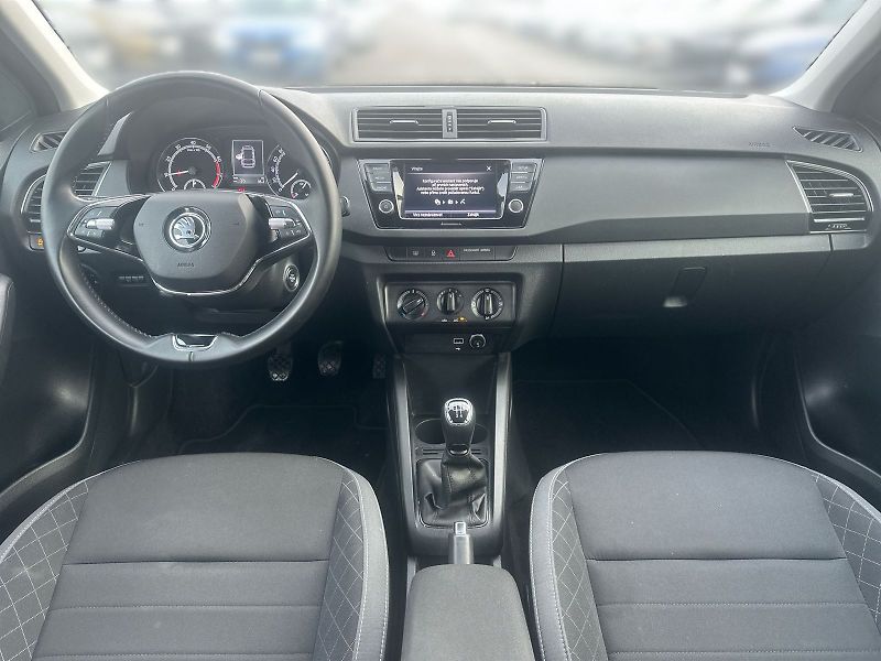 Škoda Fabia (2022) Combi 1.0 TSI Ambition TOP - fotka 5 z 27