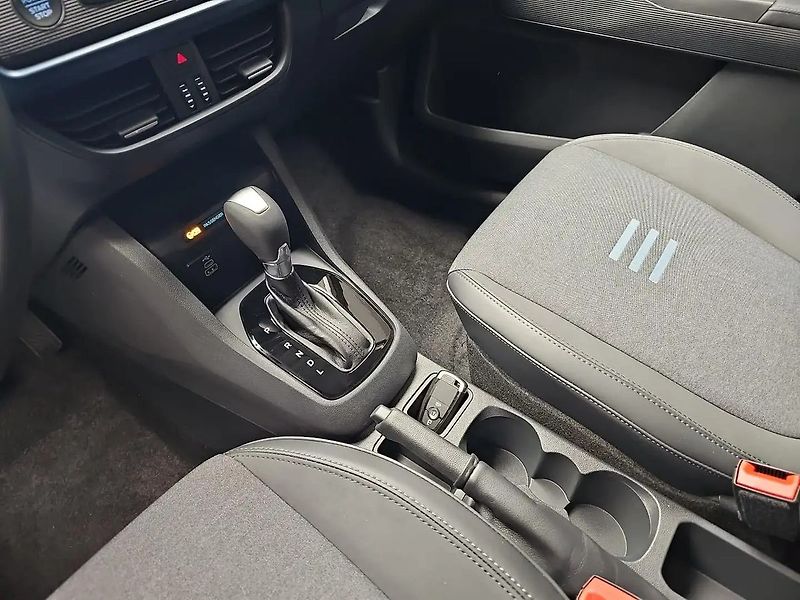 Ford Tourneo Courier (2026) Titanium 1.0L EcoBoost 92 kW - fotka 9 z 11