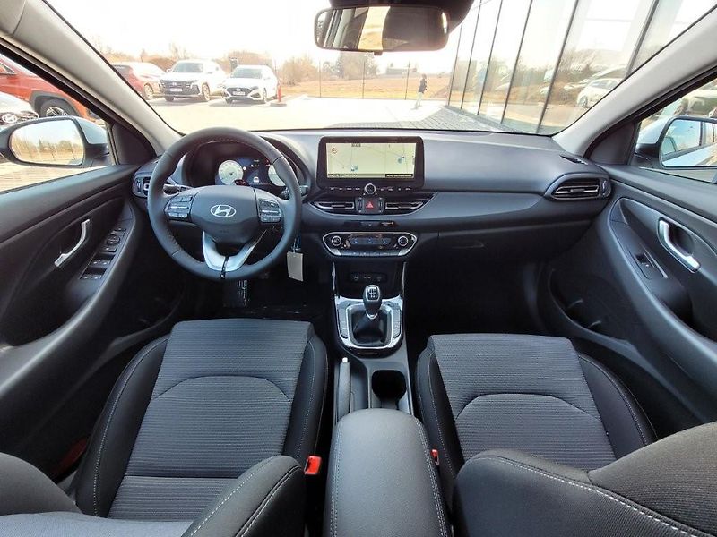 Hyundai i30 (2026) 1,0 T-GDI 85kW MT COMFORT  - fotka 2 z 27