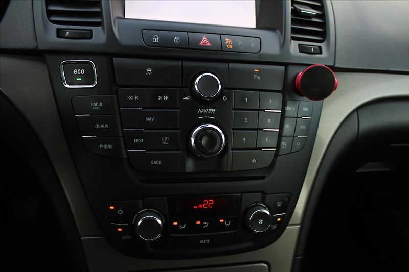 Opel Insignia 2.0 CDTI NAVI - fotka 17 z 20