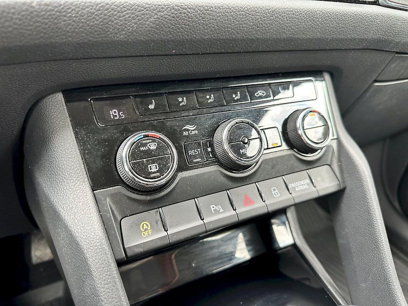 Škoda Kodiaq (2021) 2.0 TDI 110 kW Ambition 4x4 DS - fotka 19 z 25
