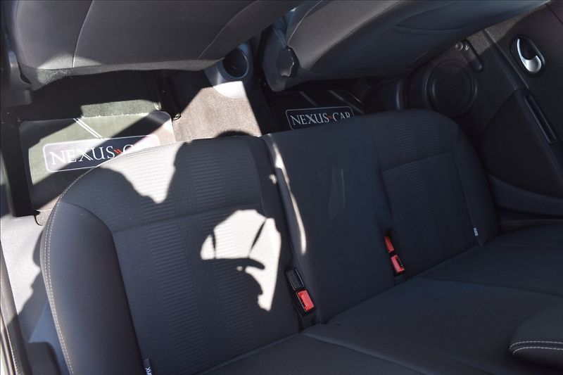 Renault Clio 1,2 i 74KW ALU KLIMA TAŽNÉ - fotka 19 z 48