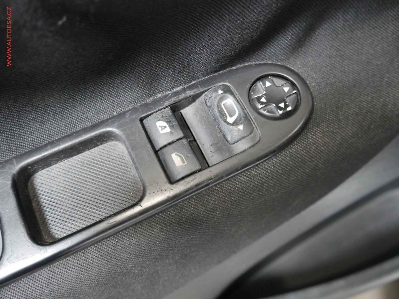Peugeot 207 (2010) 1.4 HDi, 2.maj, AC - fotka 16 z 16