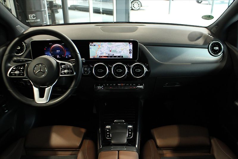 Mercedes-Benz Třídy B 180 Progressive DPH/7G/Kamera - fotka 12 z 34