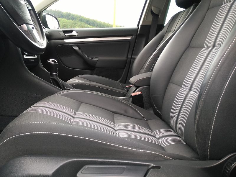 Volkswagen Golf Variant 1,2 TSI  MATCH /77 kW/ - fotka 20 z 41