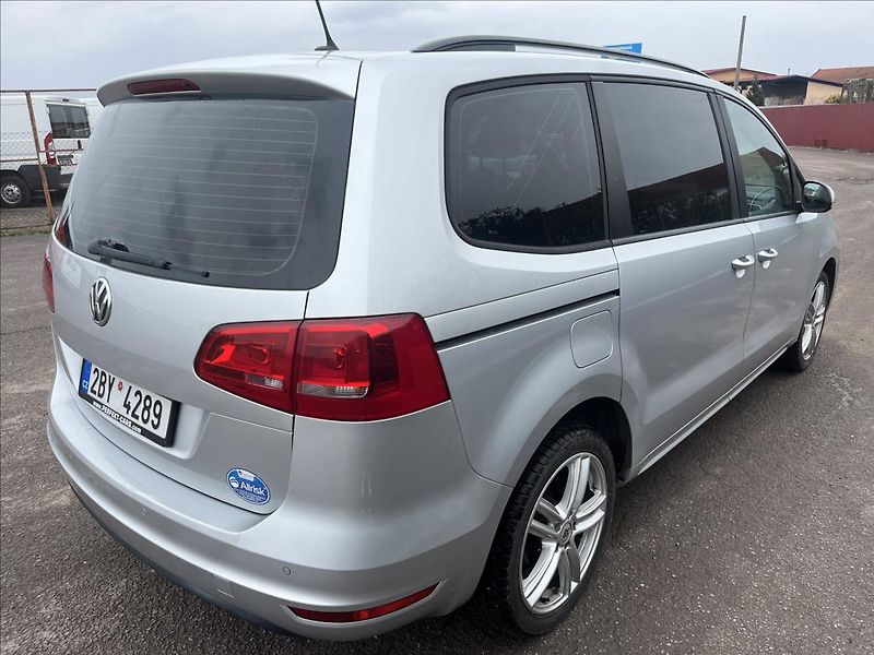 Volkswagen Sharan 2,0 TDi DSG 130KW KLIMA SERVIS - fotka 6 z 38