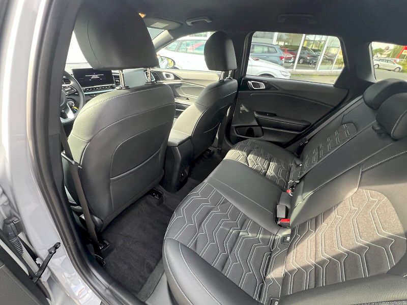 Kia Ceed (2025) Edice 30 1.5 T- GDI 103 kW 6°m - fotka 15 z 32