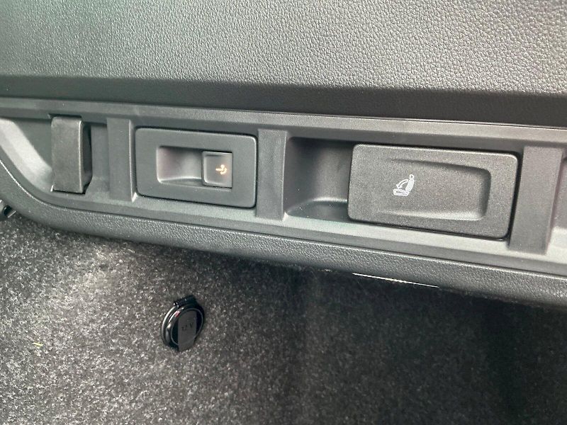 Škoda Octavia (2026) Combi 2.0 TDI DSG Sportline - fotka 37 z 38