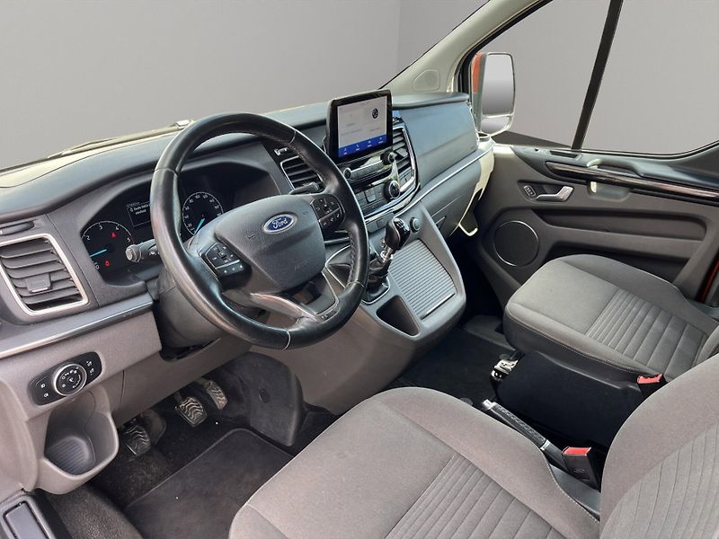 Ford Tourneo Custom (2021) TITANIUM L2 2.0 Ecoblue 136kW, - fotka 19 z 22