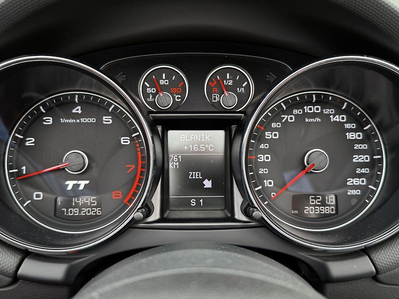 Audi TT 2,0 TFSI Quattro REZERVACE - fotka 29 z 40
