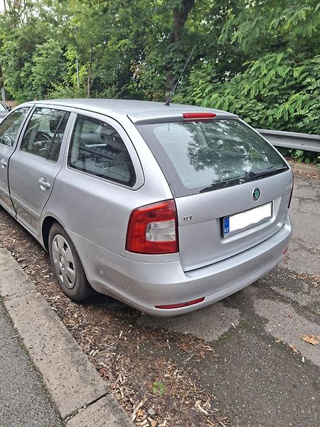 Škoda Octavia (2012) Škoda Octavia II, kombi - fotka 4 z 18