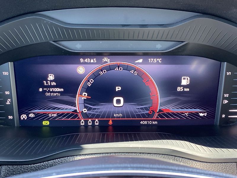 Škoda Karoq (2024) 2.0 TDI 4x4 DSG SportLine - fotka 7 z 38
