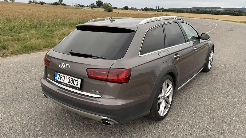 Audi A6 Allroad (2017) biturbo - fotka 3 z 18
