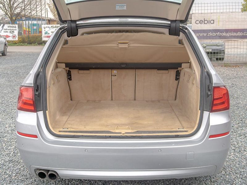 BMW Řada 5 (2012) 3.0D – NOVÉ V ČR - fotka 45 z 55