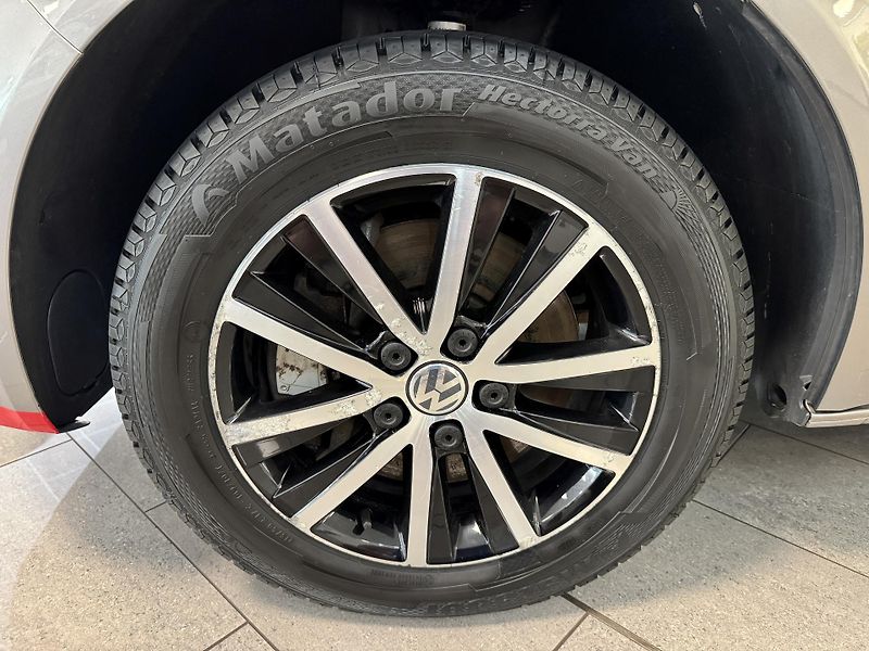 Volkswagen Multivan 2.0TDI Highline/4x4/DSG/Webast - fotka 37 z 46