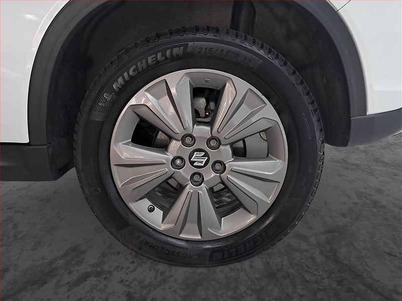 Suzuki Vitara (2022) Premium 1.4 BoosterJet - fotka 14 z 17