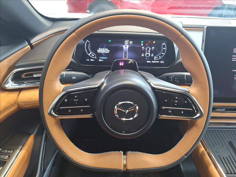 Mazda 6e (2026) EV 258ps 1AT RWD Takumi Plus - fotka 8 z 12