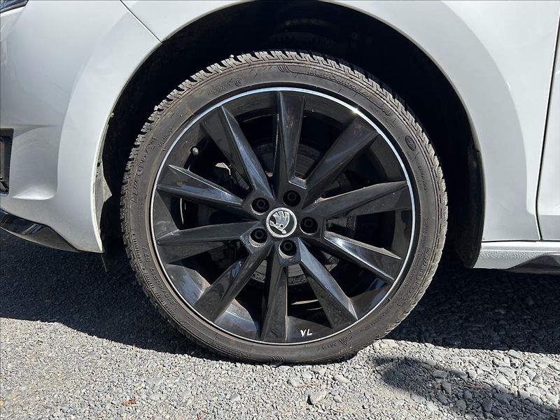 Škoda Rapid 1,2 TSi 81kW Monte Carlo, ALU - fotka 45 z 50