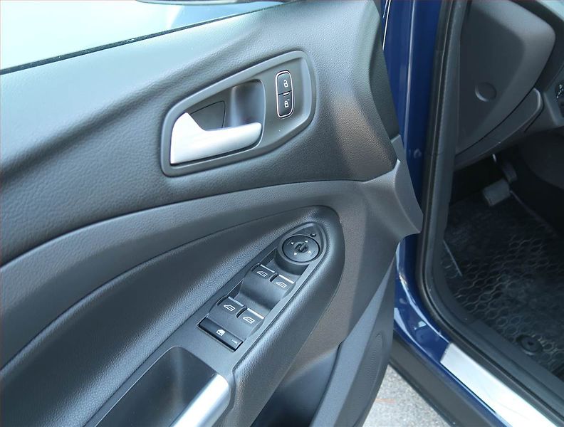 Ford Kuga (2018) 1.5 TDCi, Automat, Serv.kniha - fotka 17 z 21