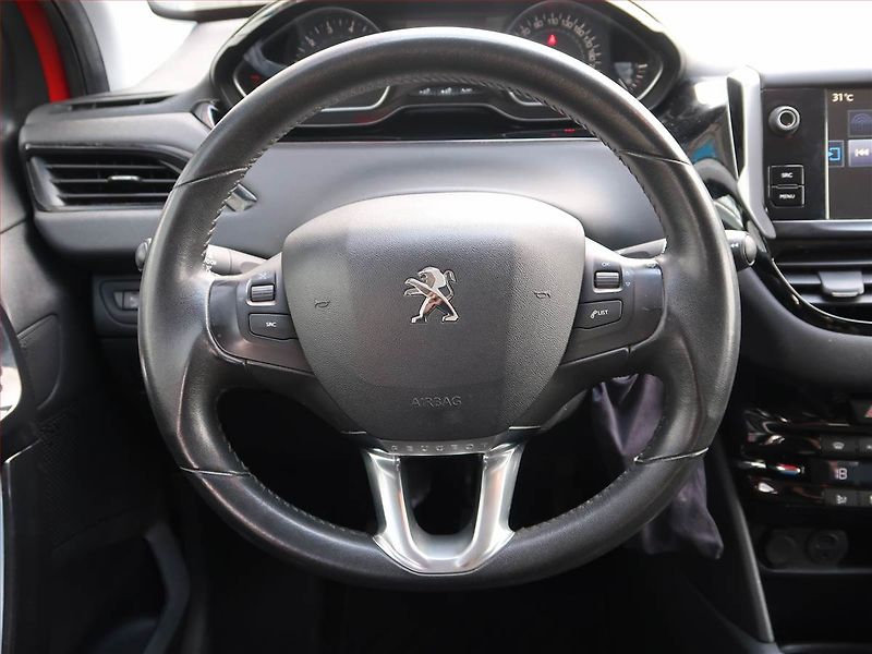Peugeot 208 (2015) 1.2 PureTech, Tempomat - fotka 14 z 16