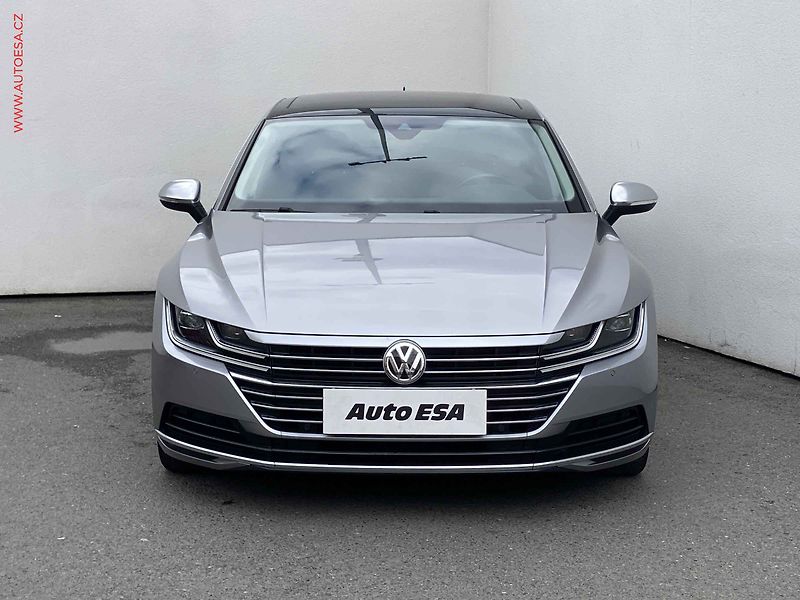 Volkswagen Arteon (2017) 2.0 TDi, Elegance, DSG, šíbr - fotka 2 z 20